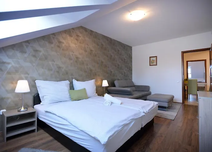 Corner Apartman Eger