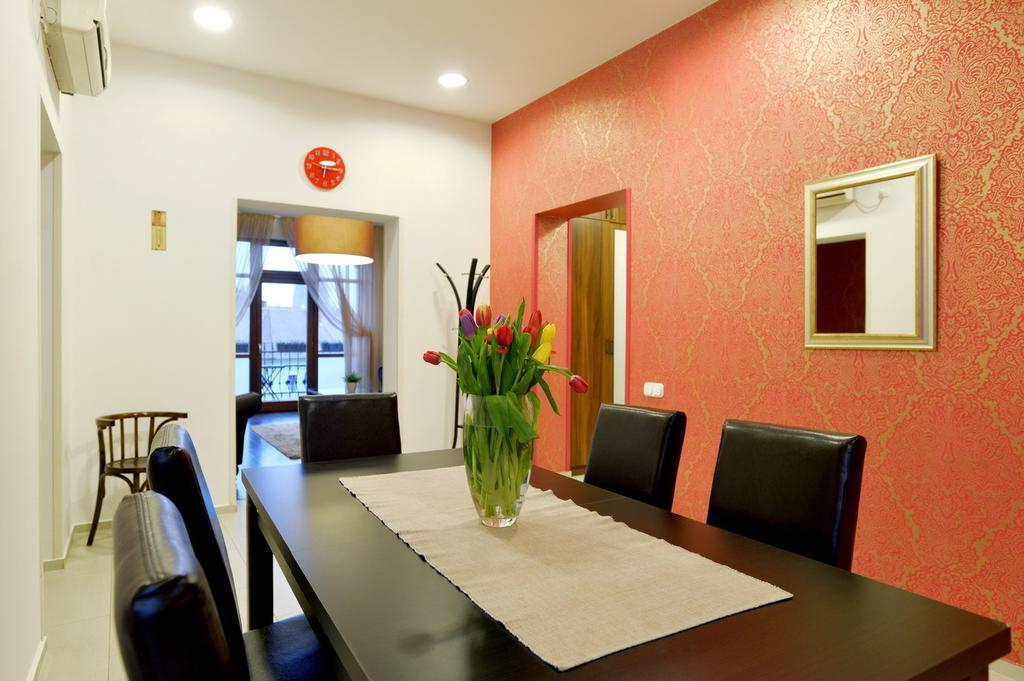 Corner *